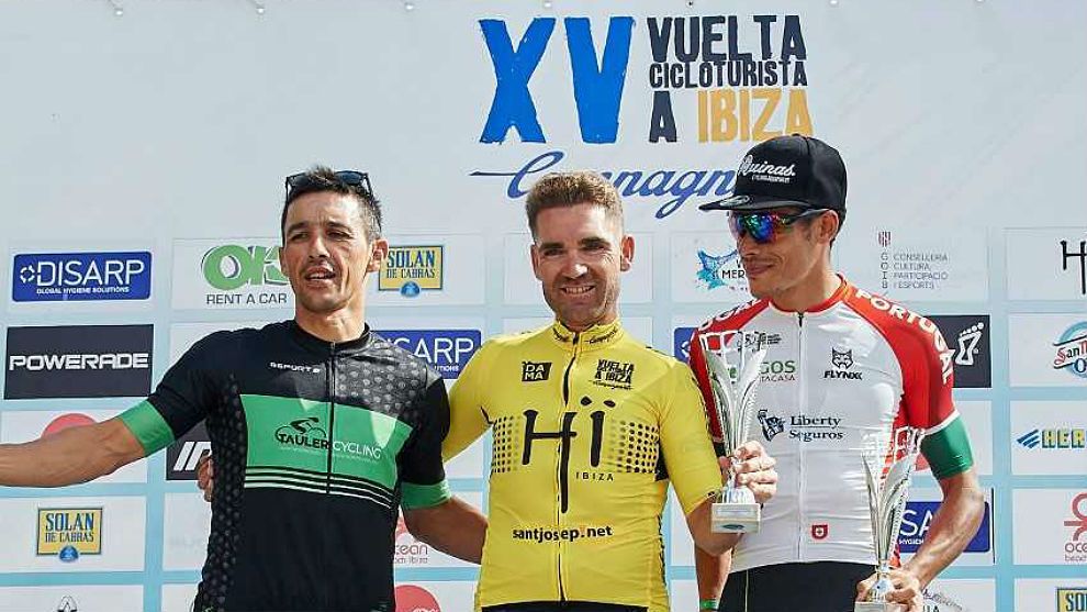Dueñas ganador de la vuelta cicloturista a Ibiza Campagnolo