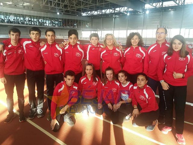 El Club Atletismo Bejarano consigue varias medallas en la final escolar de pista cubierta