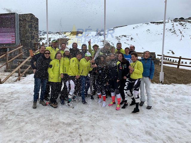 Exitoso papel del equipo de infantiles del Club de Esquí La Covatilla en los Campeonatos de CyL