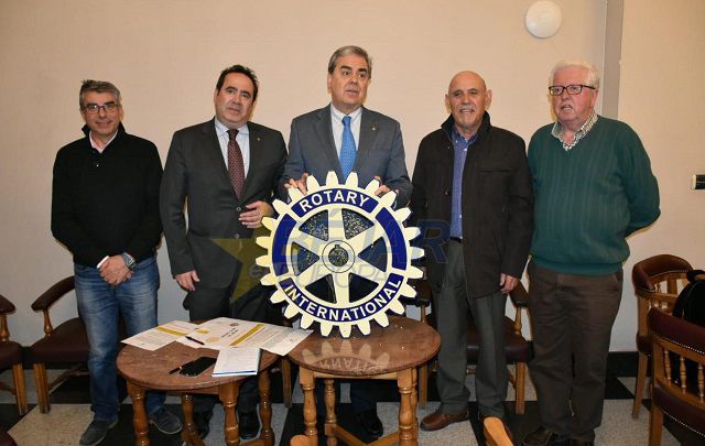 El club rotario bejarano presentó ayer el programa de actos de la concesión de su XIV Premio Servir