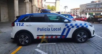 La Policía Local de Béjar rescata a un vecino tras quedarse dormido con la comida al fuego