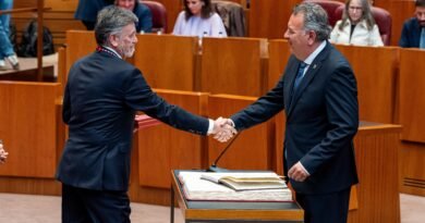 Tercera toma de posesión del bejarano Raúl Hernández (PP) en las Cortes