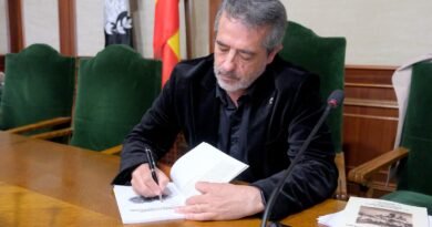 Antonio Sánchez Sánchez ingresa en el CEB con un discurso dedicado a los fotógrafos bejaranos Antonio Sánchez Sánchez ingresa en el CEB con un discurso dedicado a los fotógrafos bejaranos