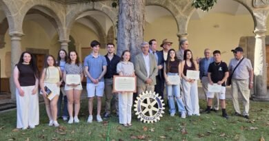 Cloe Hernández Barroso recibe el premio ‘Protagonistas del Mañana’