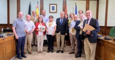 IMÁGENES | El vuelo literario de las aves bejaranas, discurso de Álvaro Muñoz Cascón en el CEB IMÁGENES | El vuelo literario de las aves bejaranas, discurso de Álvaro Muñoz Cascón en el CEB