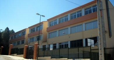 El próximo contrato de limpieza en los colegios exigirá una plantilla mínima de 4 personas